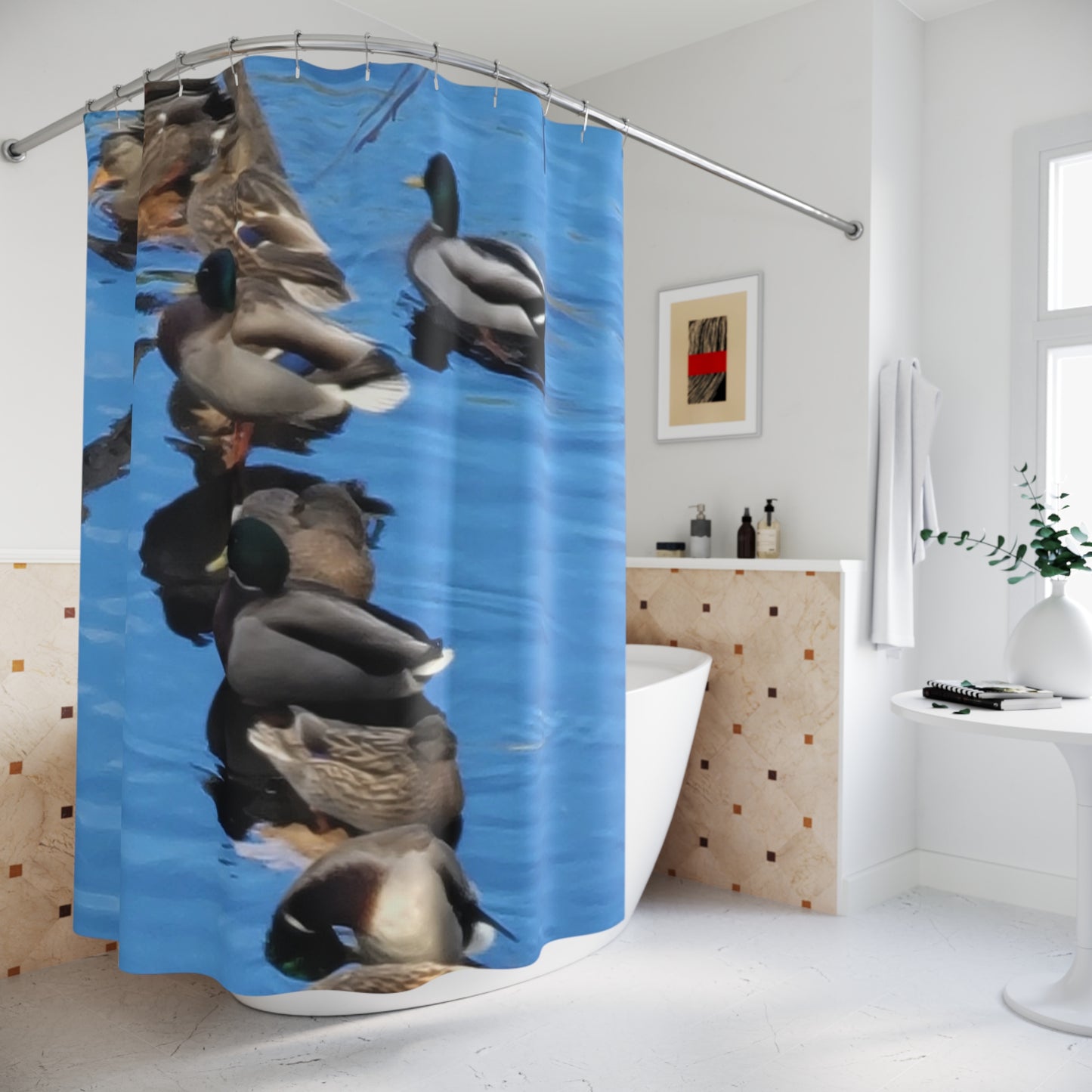 Serene Wildlife Shower Curtain - Calm Design for Tranquil Bathrooms